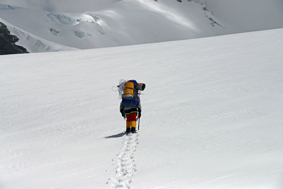 15 Climbing Sherpa Lal Singh Tamang Leads The Way Up The Slope From The East Rongbuk Glacier Towards Lhakpa Ri Camp I 